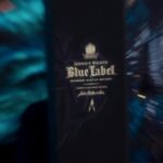Carolina de Moras Instagram - #ad Una navidad especial es una navidad Blue 🥃💙 @johnnie_walker_chile #bluelabel #menoresniunagota ⭐️