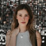 Caroline Dallarosa Instagram – Aproveitei a publi de hoje pra tirar umas fotinhas da fuça 👻