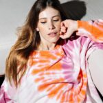 Caroline Dallarosa Instagram - Feliz demais em usar essa marca que já é tão especial na minha vida 😎 #HUGOYourWay @hugo_official 📸 @lucasmavinga