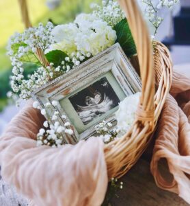 Caroline Manzo Instagram - As we count our blessings, today we add one more. We can't wait to meet you, our little cinnamon bun. Congratulations @chelseajmanzo @albiemanzo!!!!!