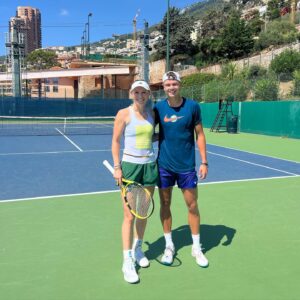 Caroline Wozniacki Instagram - Danish duo practice today! Thank you @holgerrune for a great hit!💪🏻🇩🇰