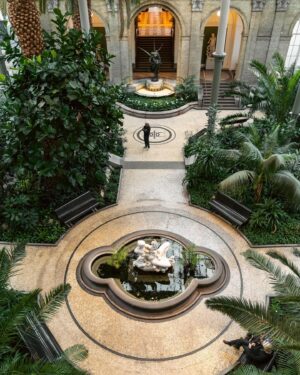 Caroline Wozniacki Instagram - Hey everyone! @carowozniacki here. Excited to share a different side of Copenhagen with you all, thanks to my collaboration with @visitcopenhagen 👇

As a tennis player, I’ve spent much time on the court. Still, I also love exploring my home city. @davidlee and I just visited @glyptoteket, and enjoyed the captivating blend of art and architecture. Swipe to see the stunning sculptures and serene atmosphere 🏛️ But there are plenty more museum gems to explore. Here’s just a small selection of places: 

📍 @smkmuseum 
📍 @designmuseumdanmark 
📍 @thorvaldsensmuseum 
📍 @glstrand 
📍 @kobenhavnsmuseum 
📍 @nationalmuseet 

Whether you’re into sports, passionate about art, gastronomy or architecture, or just curious about the local’s way of living, stay tuned for more adventures 💫

#beautifuldestinations #instagood #igerscopenhagen #photography #featuremevisitcopenhagen #travel #visitcopenhagen #ibyen #copenhagen #denmark #cphpicks #sharingcph #delditkbh #smkmuseum #designmuseumdanmark #thorvaldsensmuseum #glstrand #glyptoteket #københavnsmuseum #nationalmuseet