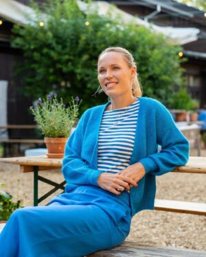 Caroline Wozniacki Instagram - I, @carowozniacki, am here to dive into Copenhagen’s culinary scene and show you how to Copenhagen. 

Copenhagen isn't just a city; it's a gastronomic journey that has redefined dining. Did you know that we're home to 24 Michelin stars spread across 15 remarkable restaurants? It's a testament to our city's global culinary prominence, with @restaurant_geranium proudly holding the title of the world's best restaurant 🏆
￼
Back in 2004, the New Nordic Kitchen Manifesto sparked a culinary revolution, emphasizing local, seasonal, and ethical dining 🌾💚 The city's commitment to sustainability shines through in every dish. But here's the thing: You don't always need a reservation at a Michelin-starred restaurant to indulge. Our streets are buzzing with emerging street kitchens, where you can savor local flavors, share tables with locals, and immerse yourself in our food culture. @davidlee and I chose to visit @banegaarden and @broensgadekoekken with @visitcopenhagen. 

So, what's your favorite restaurant in Copenhagen? 🍽️ Let's keep the conversation going 👇

#instagood #igerscopenhagen #photography #featuremevisitcopenhagen #travel #visitcopenhagen #ibyen #copenhagen #denmark #cphpicks #sharingcph #delditkbh