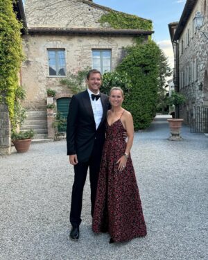 Caroline Wozniacki Instagram - Recap from our weekend road trip thru Tuscany with @davidlee! Congrats @ingridschneider and @jamesferrarojr , we had a blast celebrating you! ❤️