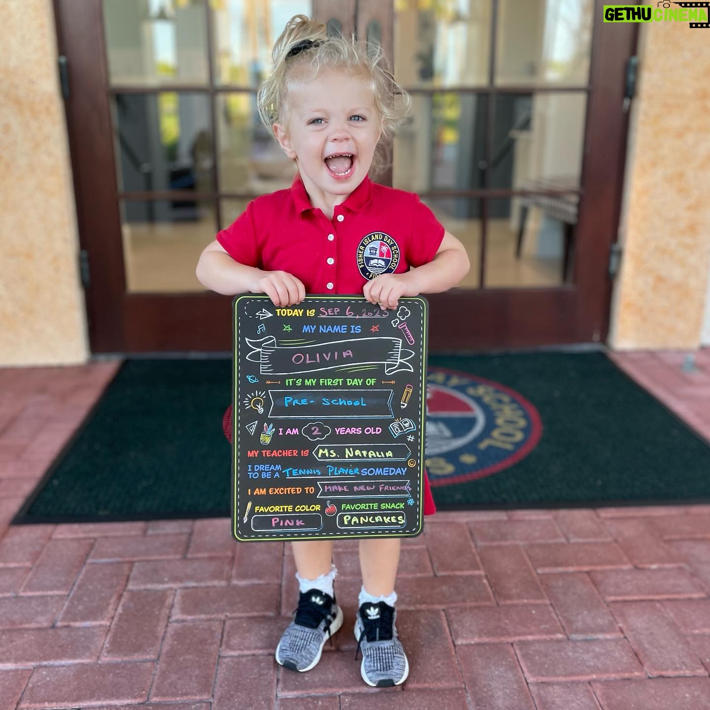 Caroline Wozniacki Instagram - Olivia’s first day at school! I think the excitement on her face says it all! 😃 #proudparents