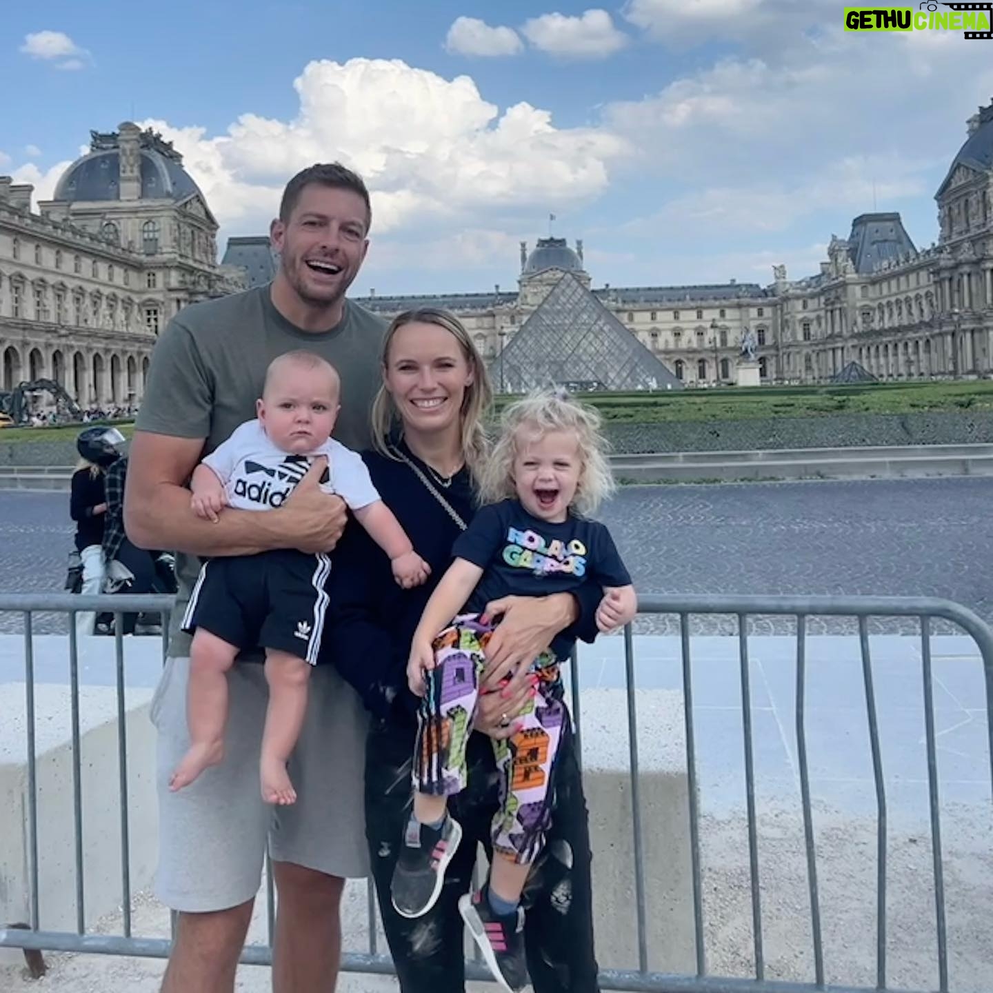Caroline Wozniacki Instagram - Small summer recap!☀️❤️ #familytime #adventures