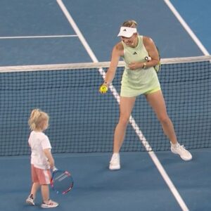 Caroline Wozniacki Instagram - Sweet Caroline and Olivia 🥹 Happy Mother’s Day!