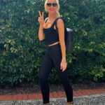 Carrie Bickmore Instagram – Super Bowl Tay Tay Era💋 
When you’ve been too busy helping your kids with their outfits that you have to improvise on the day 😊