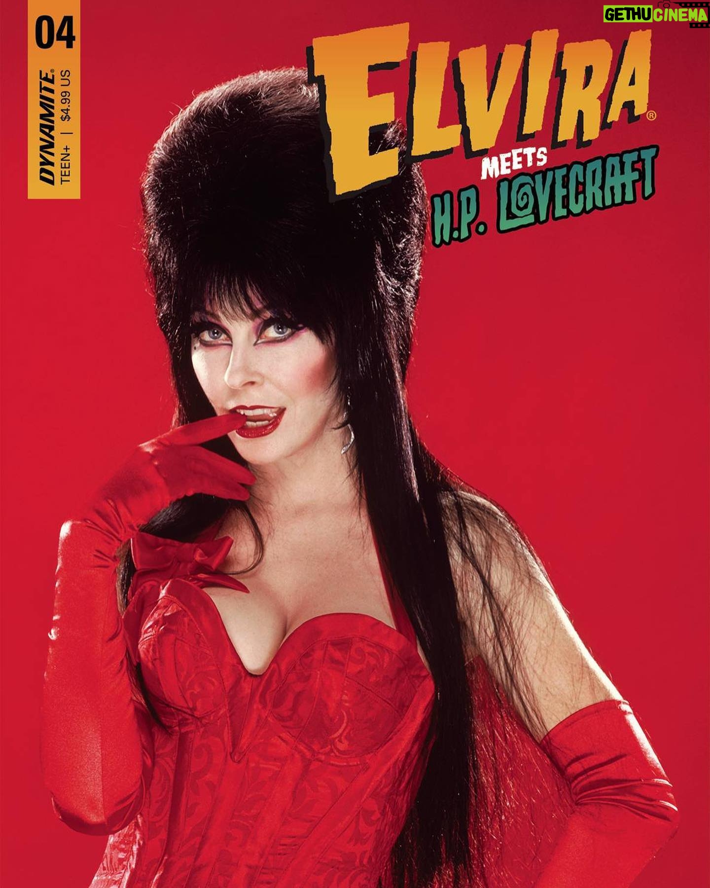 Cassandra Peterson Instagram - In comic shops tomorrow! Elvira Meets H.P. Lovecraft issue 4 from @dynamitecomics #ncbd #newcomicbookday #elvira #elviramistressofthedark #elvirameetshplovecraft #comic #comicbooks #comicart