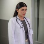 Cassandra Sánchez Navarro Instagram - Llego el gran estreno de #elextrañoretornodedianasalazar #dianasalazar por @vix Una serie donde vemos que la fuerza del amor lo puede superar todo. ¿Ustedes creen en vidas pasadas? Los leo…
