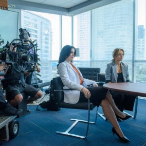Cassandra Sánchez Navarro Instagram - Llego el gran estreno de #elextrañoretornodedianasalazar #dianasalazar por @vix Una serie donde vemos que la fuerza del amor lo puede superar todo. ¿Ustedes creen en vidas pasadas? Los leo…