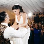 Cassandra Sánchez Navarro Instagram - Alejandro, mi amor. El otro día leí qué hay personas con las que ESTÁS y hay personas con la que ERES. Quiero darte las gracias por ser y dejarme ser a tu lado. Te amo. . . . Gracias infinitas a @lavenderfieldsbridal por el vestido más cómodo y hermoso! Fue un sueño conocerlas y crear este sueño juntas. Son un equipo maravilloso!!! Gracias 🥰🙏