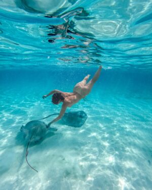 Cassandra Sánchez Navarro Instagram - @theyachtexperiences Am I tan yet?
