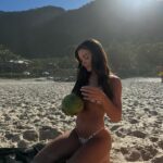 Catalina Vallejos Instagram - 🥥🐒🧡