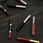 Catalina Vallejos Instagram - Me han preguntado por algunos de mis labiales FAV! y que los uso para cada ocasión! Se los dejo escritos aquí ♥️🫶Amo el Infini Absolu porque me dura todo el día e hidrata mis labios, el Forever Barra porque no necesita retocarlo y es ideal para un día de muchas cosas!, el Duo Amplifiant porque le da volumen y definición a mis labios y el Forever Líquido porque es no transfer y además cuida mis labios con poder antioxidante 💋👄 y todos de @lbelonline