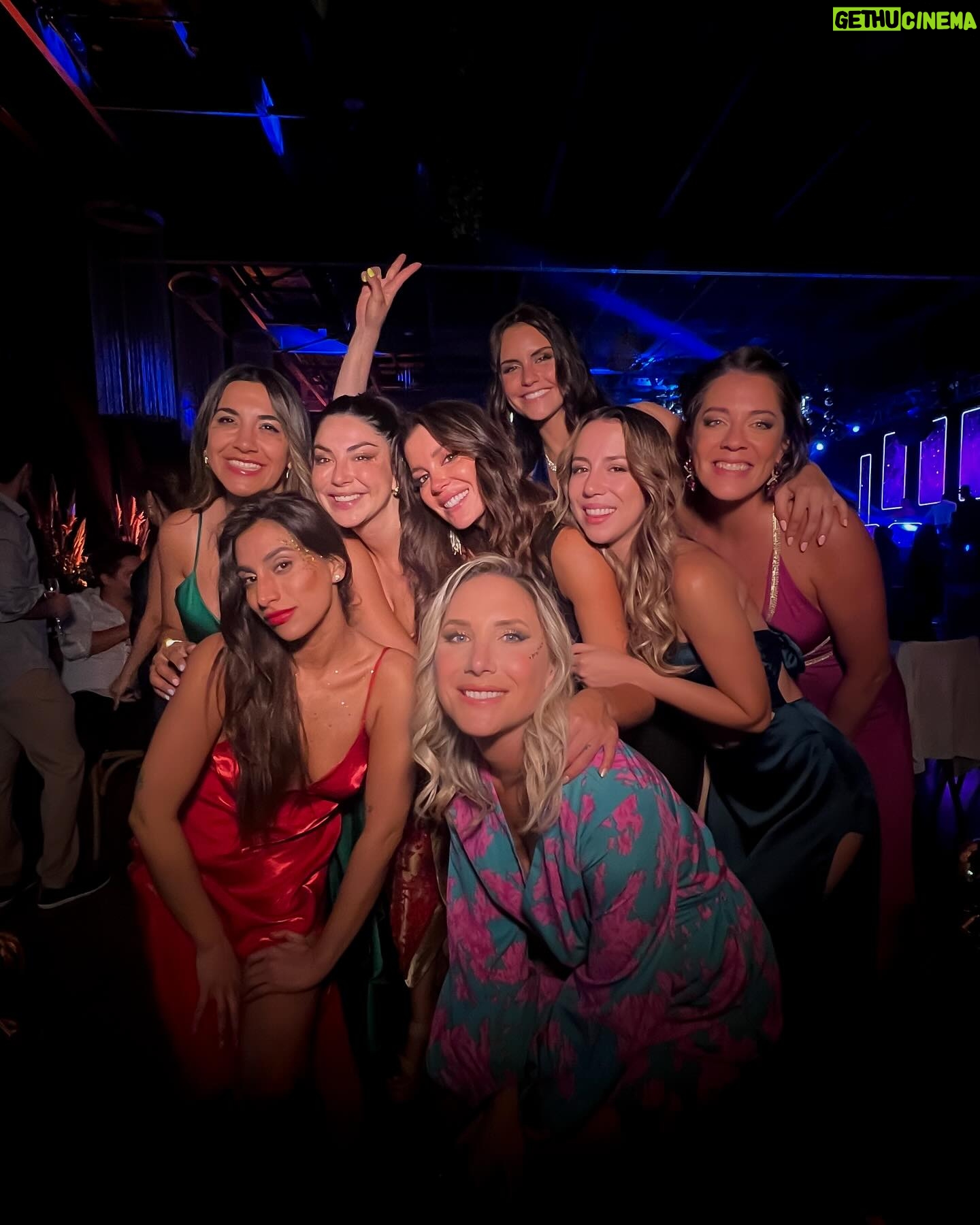 Catalina Vallejos Instagram - Ahora si!! Un mix más completo de lo que fue este finde y el matrimonio soñado de mi amiga linda!!🥹♥️🫶 amo vivir momentos tan especiales con los amigos ♥️