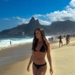 Catalina Vallejos Instagram – Una garota muito feliz 🇧🇷🫶✨