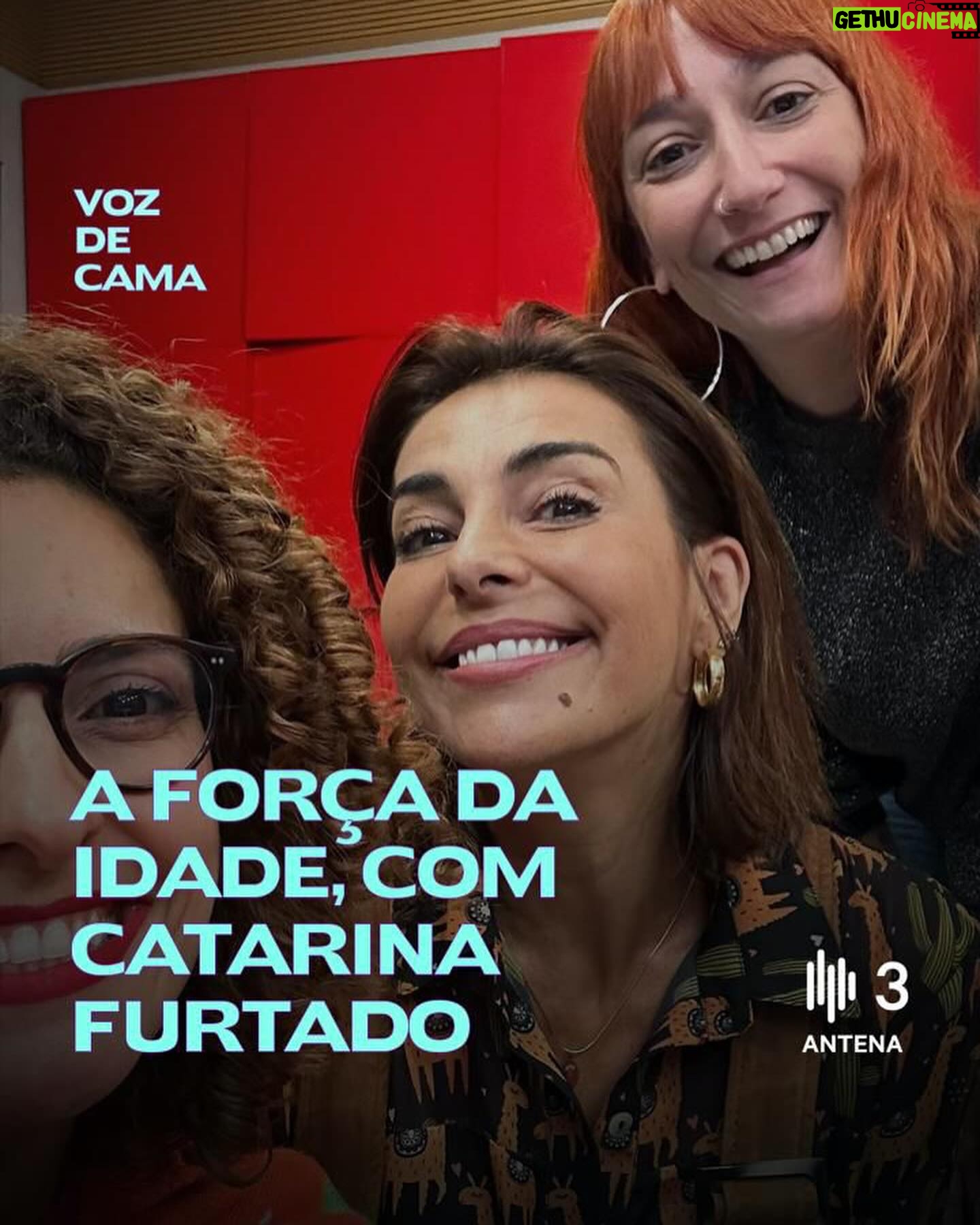 Catarina Furtado - 3 Likes - Fui convidada do último episódio do podcast da Tânia Graça e da Ana Markl “Voz de cama”.
E aproveito para agradecer todas as muitas mensagens privadas que recebi sobre a importância da nossa conversa.
Falámos sobre o tempo, o passar dos anos, a imagem, o idadismo, a perimenopausa e a menopausa, sobre relações, sexualidade, e sobre a 12’ Conferência da Corações com Coroa que acontece já amanhã no Porto e onde teremos a Tânia Graça como uma das pessoas convidadas.
Será às 15h, na Casa da Música.
Entrada gratuita mediante inscrição em :
conferenciaccc@gmail.com
Vamos passar uma tarde à volta da afirmação ; “Porque faz sentido ser feminista”.
Obrigada aos convidados e aos artistas que vão subir ao palco !!!!🙏
Conto convosco!
@coracoescomcoroa @marisaliz_oficial @monicaferrounfpa @taniiagraca @pedro.abrunhosa @mariodanieloficial @zepmau @clara.nao @helderdiasmarques @continente @adagietto_pt @wearezof @tres_aga_studio @carlao_nabatalha @naughtyboysagency @joaopedrolferreira #conferenciaccc @casadamusicaporto #coracoescapazesdeconstruir #12anosccc #feminismos #missaocontinente #senasantos @miguelbarros2 #50anos25abril @antena3rtp @ana_markl
