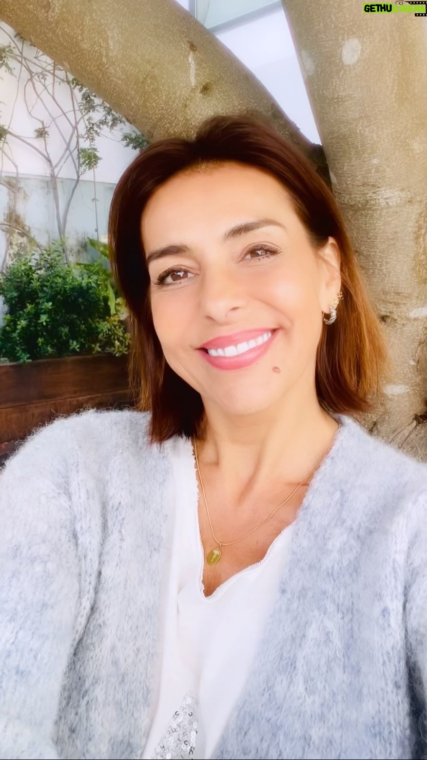 Catarina Furtado - 3 Likes - Continuando o que estava a dizer … a luta continua mas é sobretudo contínua!
Estou, estamos à vossa espera !
A CCC e a Missão Continente.
Se acham que temos de proteger e promover os direitos de TODAS as mulheres e de garantir que travamos o retrocesso que os novos ventos estão a provocar, apareçam para fazer a discussão e a festa!
E tragam amigos também!
Porto. Entrada gratuita. Domingo, dia 5 de maio, Casa da Música, 15h.
Inscrevam-se aqui ⬇️
Conferenciaccc@gmail.com
Há 50 anos não teria sido possível fazer este evento!
Obrigada !!
@coracoescomcoroa @marisaliz_oficial @monicaferrounfpa @taniiagraca @pedro.abrunhosa @mariodanieloficial @zepmau @clara.nao @catarinabmaia @helderdiasmarques @continente @adagietto_pt @wearezof @tres_aga_studio @naughtyboysagency @joaopedrolferreira #conferenciaccc @casadamusicaporto #coracoescapazesdeconstruir #12anosccc #feminismos #missaocontinente #senasantos @miguelbarros2 #50anos25abril