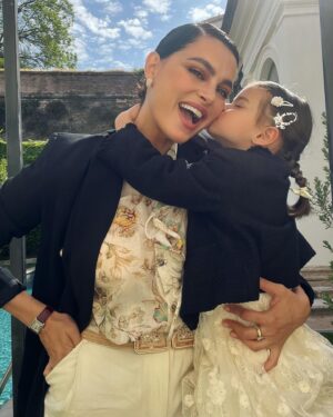 Catrinel Marlon Instagram - 🧸❤️