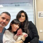 Catrinel Marlon Instagram – E’ stato un parto non facile ma avere il sostegno di un equipe così professionale mi ha regalato grande serenità, grazie di cuore al grande Dottor Luca Cipriano per essere stato sempre presente a Stefania.. e a tutto il team della Santa Famiglia  vi abbraccio 🫶
@casadicurasantafamiglia 
@dott.cipriano 
@ostetrica_stefaniacalabrese

#backhome #naturalbirth #Leon #Oreste