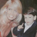 Cecilia Bolocco Instagram - Mi adorado @maximobolocco hoy se cumplen 20 años desde tu llegada a este mundo y cada día me asombra más la fortaleza de tu alma! Hoy también se cumplen 5 años desde que fueras diagnosticado con aquel complejo y agresivo cáncer cerebral el cual venciste con una entereza que se grabó a fuego en mi corazón! Déjame decirte que aún me maravillo con tu eterna sonrisa, la cual ha sido sin lugar a dudas tu gran escudo frente a tantas pruebas que te ha puesto la vida, como también frente a tu sensibilidad, humildad, capacidad de amar, tu humor y optimismo!!! Me siento tan orgullosa de ti y tan profundamente feliz de verte radiante de alegría, estudiando una carrera que te fascina y lleno de planes para el futuro! Te adoro con el alma hijo y no me canso de darle gracias a Dios por haberte enviado a mis brazos!!!! Muy feliz cumpleaños mi amor y que este nuevo año esté repleto de bendiciones!!! 🥳🎉🙏❤️