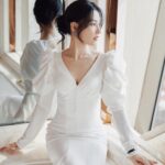 Cecilia Cheung Instagram - 喜歡白色，所以一定要減肥，才可以毫無顧慮（#逆时光 焕新生# @麦吉丽Mageline 新品发布会 服装：@NoraReveMaison 鞋履：@Jimmy-Choo 珠宝：@卡地亚 化妆：@王耀葳 发型：@金刚 摄影：@崔峻超