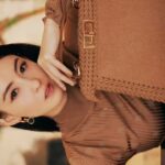 Cecilia Cheung Instagram - 靚衫靚袋加行李箱🧳💕💕💕💕💕🥰🥰🥰🥰🥰🥰🥰🥰#fendi #fendiclothes #fendijewelry