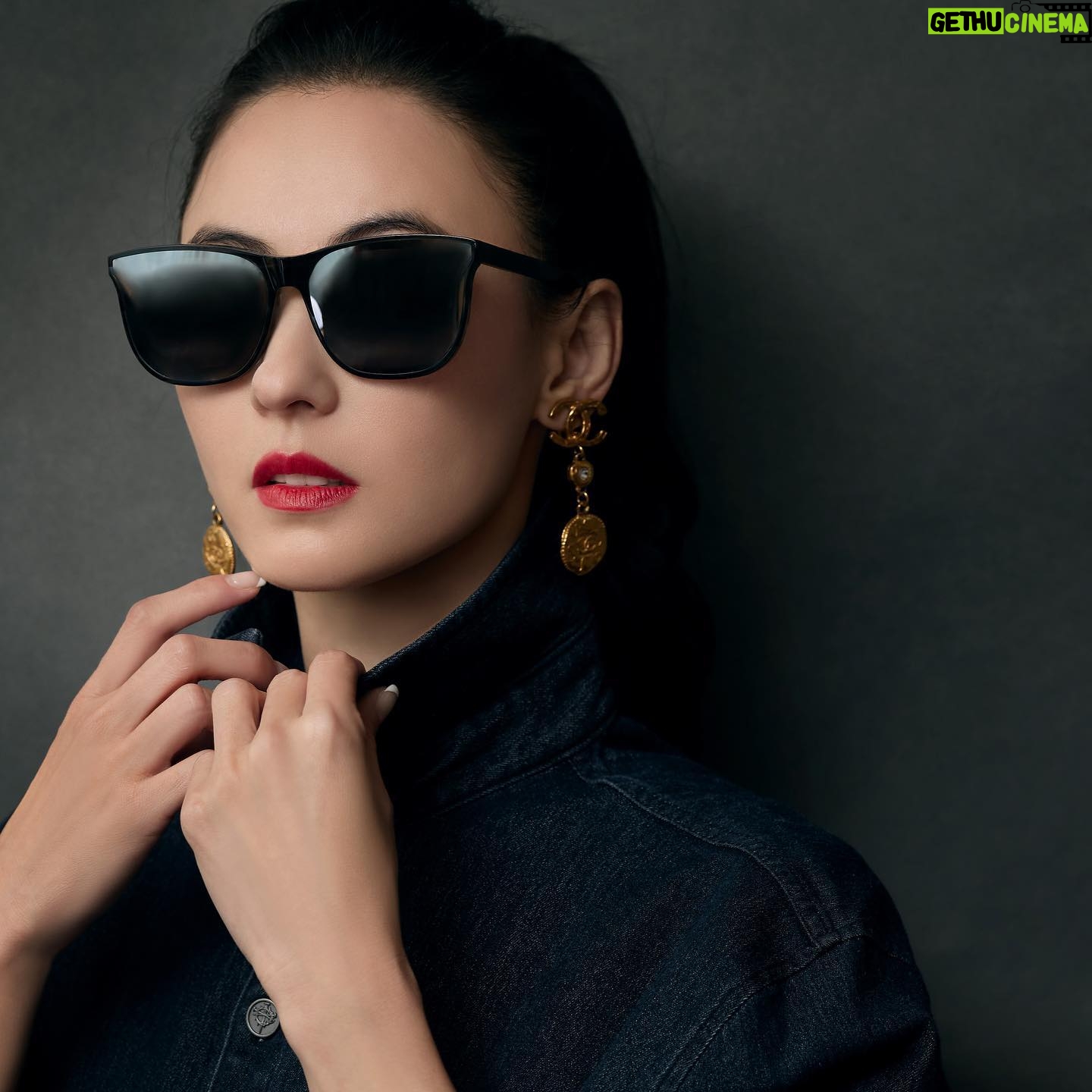 Cecilia Cheung Instagram - Seececistreet sunglasses