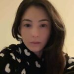 Cecilia Cheung Instagram – 肚餓到醒咗，怎麼樣也睡不回去，拍片和你們說話，感覺家裏沒有那麼安靜😂😂雖然都知道你們也在睡覺中，自我心態調整🤪🤪🤪🤪🤪🤪🤪