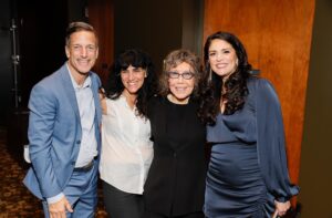 Cecily Strong Instagram - WHOAH HO MAMMA MIA. I am still tearing up today when I think about last night. Opened my favorite show with my favorite people @silverleigh @billdamaschke I found out our “original Trudy” would be at the show in the afternoon and cried all day up to and including the moment during bows where I got to acknowledge her. I am beyond grateful that Jane and Lily have shared this show with me and us and it’s never going to feel normal. In the best way. I’m dealing with some major awe-infinitum. Search For Signs of Intelligent Life In The Universe at the Mark Taper until October 23!!! Come see and catch some joy with us!!! @ctgla ***wow very good almost Freudian slip here where I first wrote “Search for Signs of INCREDIBLE Life In The Universe”***