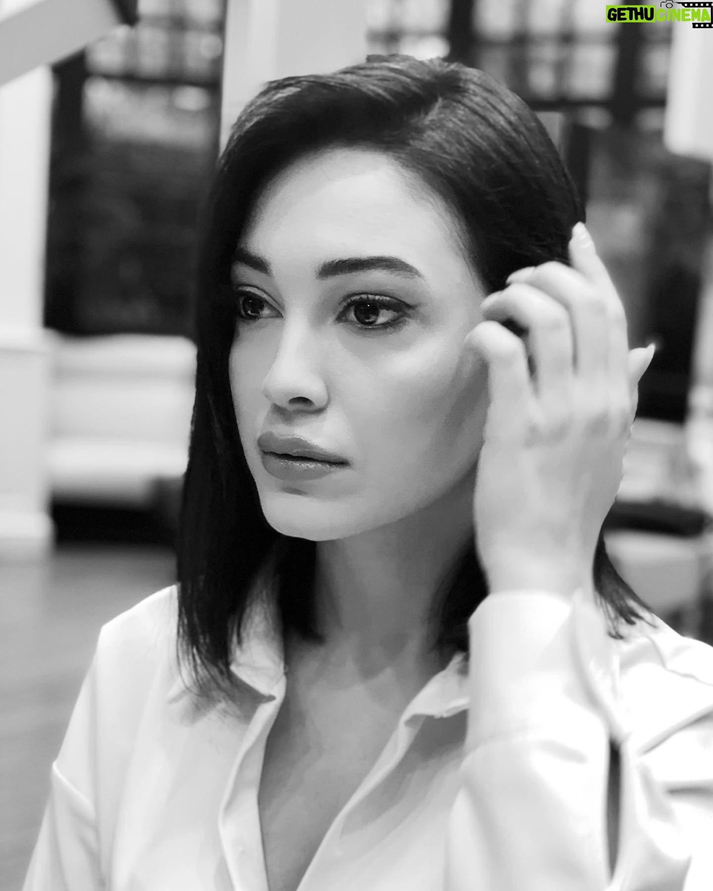 Cemre Gümeli - 149.8K Likes - Alıştık bu saça gibi gibi💥
💇🏻♀️: @alilukuslu