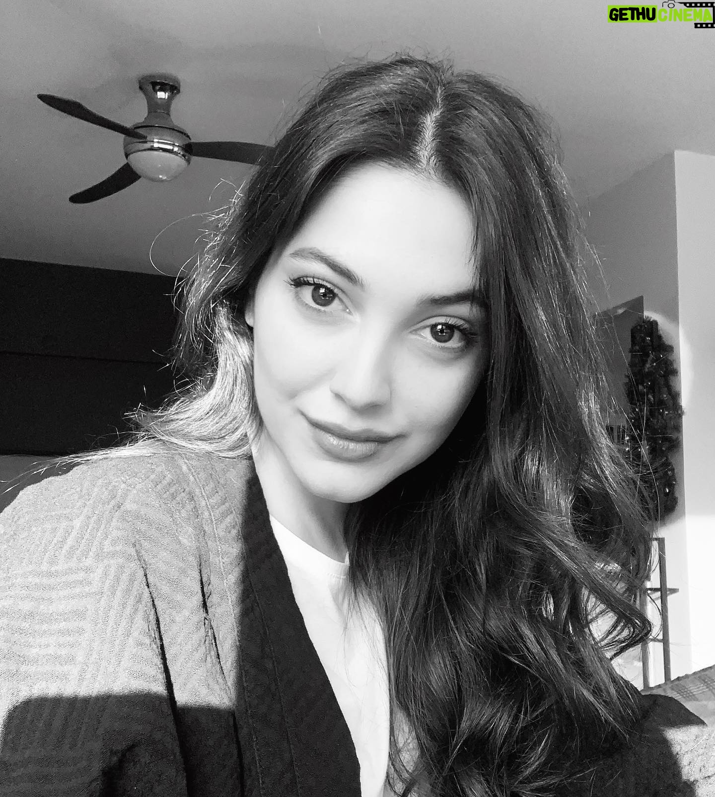 Cemre Gümeli - 202.1K Likes - #challangeaccepted @berenuz @zumreerturk #womensupportingwomen #istanbulsözleşmesiyaşatır @simgegurkan