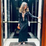 Ceren Moray Instagram – Prepten servise mipcom coşkusu. Teşekkürler @salihbalta daha kendim gibi olamazdım🌹 📸 credit @sinemgurleyuk #reklam
