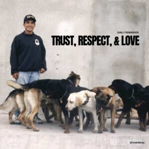 Cesar Millan Instagram - Nuestras relaciones con nuestros perros deben basarse en la CONFIANZA, RESPETO y  AMOR ❤️🐾
Cariño, cariño, cariño no es la forma de construir una relación exitosa con tu perro. Se necesita un liderazgo constante de ejercicio, disciplina y afecto
• • • 
Our relationships with our dogs should be based on TRUST, RESPECT, and LOVE ❤️🐾
Affection, Affection, Affection is not the way to build a successful relationship with your dog. It takes consistent leadership of exercise, discipline, and affection.