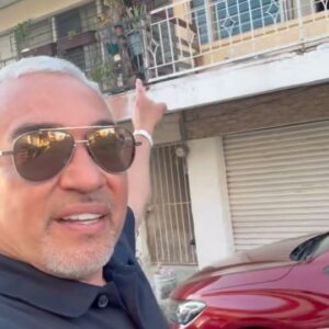 Cesar Millan Instagram - Happy Sunday Surrender ❤️

Remember where you come from. 

Be grateful and proud 🇲🇽 

#sundaysurrender #betterhumansbetterplanet