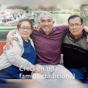 Cesar Millan Instagram - My name is Cesar Millan, and this is my story ❤️
. . . 
Mi nombre es César Millán y esta es mi historia. ❤️