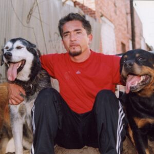 Cesar Millan Instagram - Always enjoying the present... always looking forward #tbt 
. . . 
Siempre disfrutando el presente... siempre viendo hacia adelante #throwbackthursday