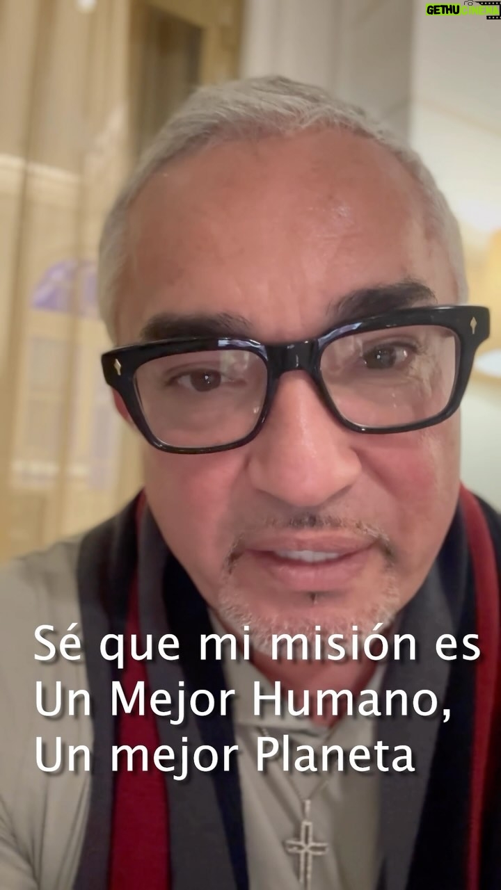 Cesar Millan - 16.3K Likes - Feliz AƱo a todos!!! šš¾
. . .
Happy New Year!!! šš¾