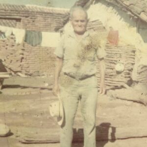 Cesar Millan Instagram - In every dog I see, there lives the spirit of my grandfather, the man who most influenced my life’s purpose, who first introduced me to the miracle of animals and the wonders of Mother Nature

 #throwbackthursday #betterhumansbetterplanet

En cada perro que veo, vive el espíritu de mi abuelo, el hombre quien más influyó en el propósito de mi vida, quien fue el primero en presentarme el milagro de los animales y las maravillas de la Madre Naturaleza #throwbackthursday #betterhumansbetterplanet