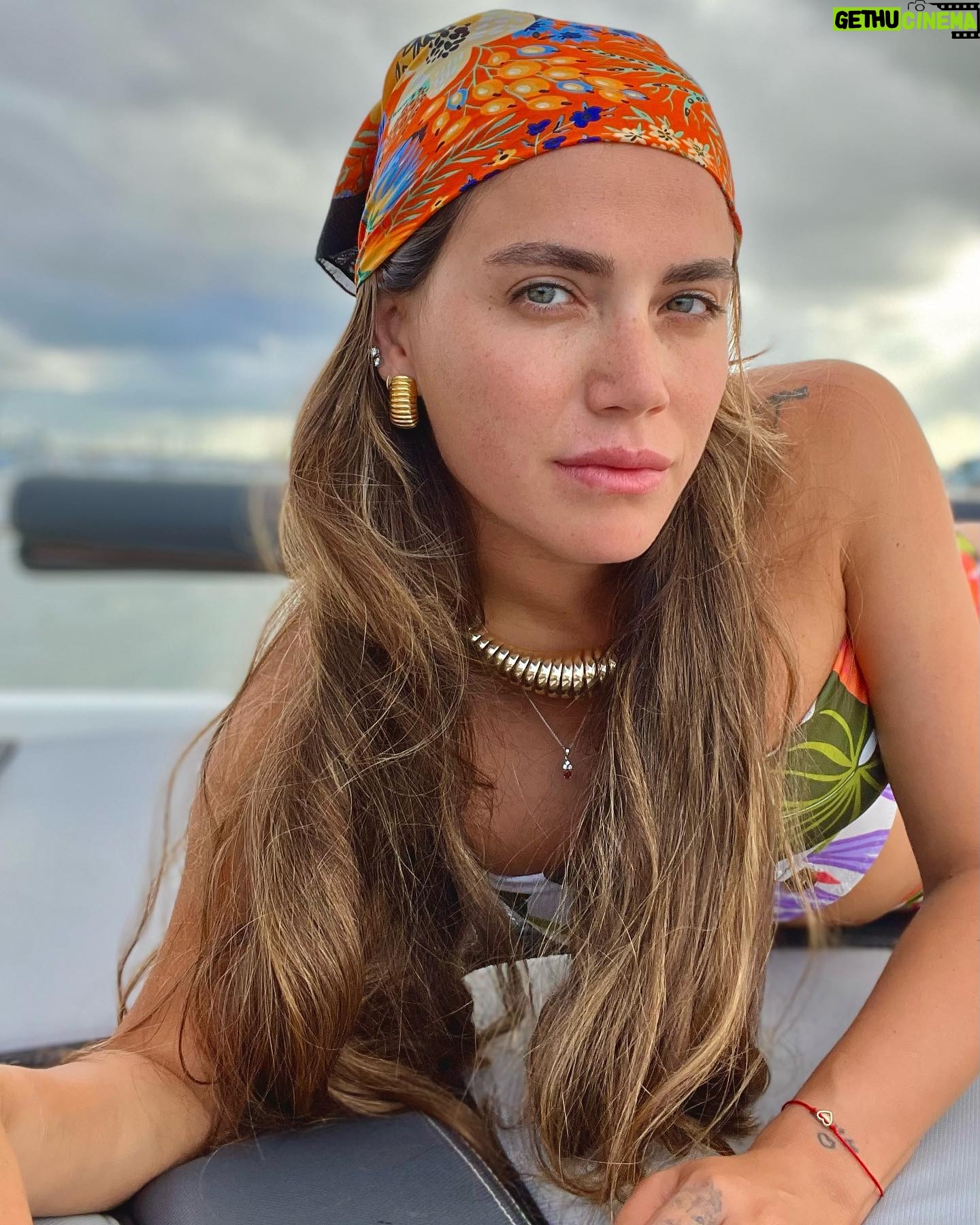 Ceyda Ateş - 27.2K Likes - 🧜♀️🧜♀️🧜♀️🧜♀️