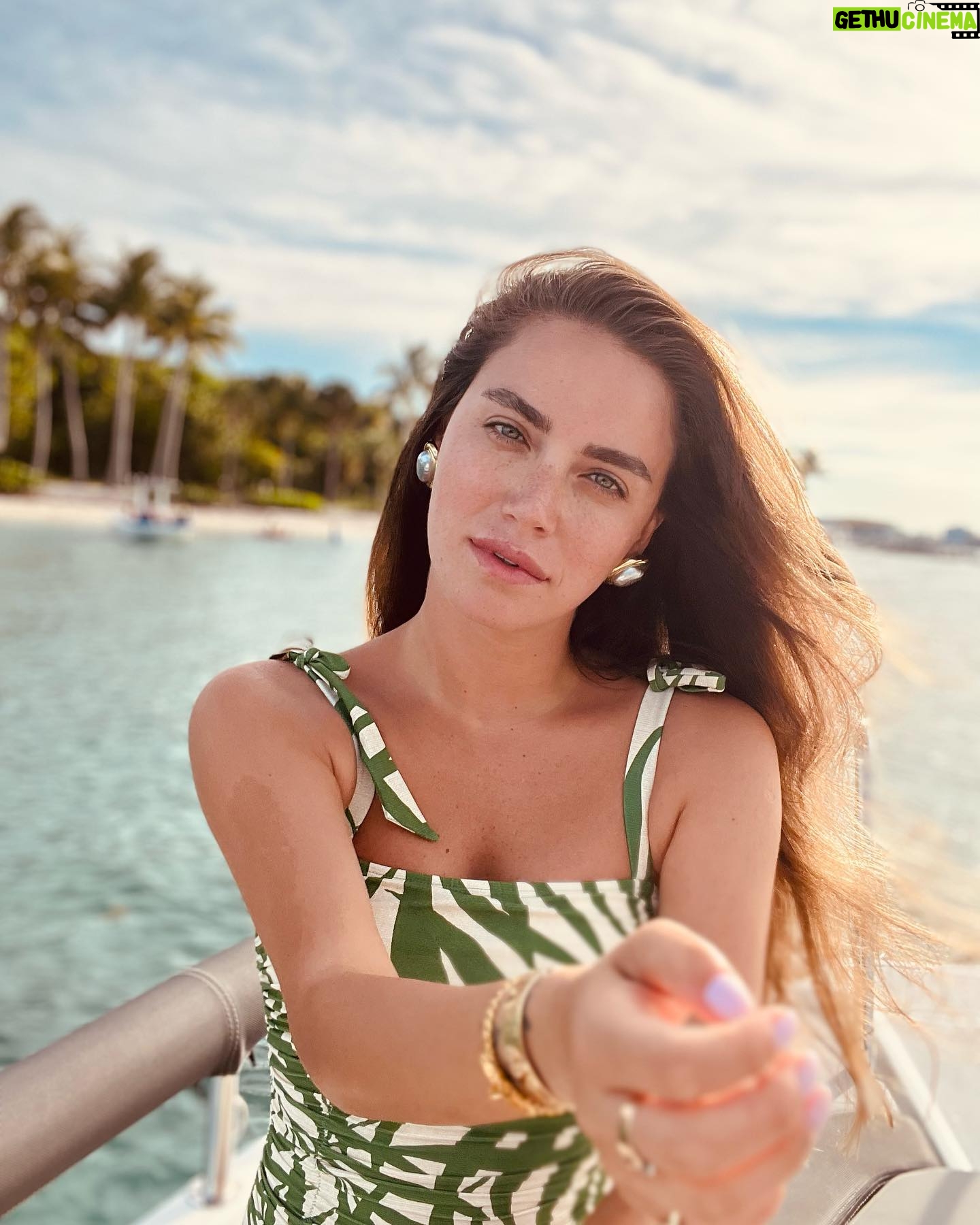 Ceyda Ateş - 23.6K Likes - #smilemore 💚