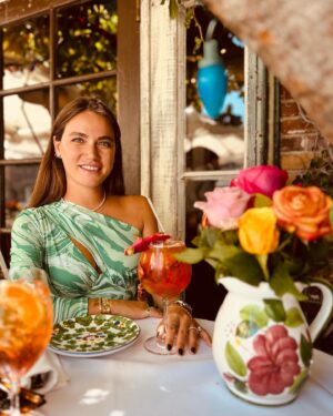 Ceyda Ateş Instagram - #losangeles photo dump #theivyrestaurant 🌟🌅