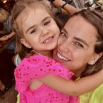 Ceyda Ateş Instagram - Sen bizim en güzel hediyemizsin💜 Baban ve ben hep seninleyiz yer elması @bugratoplusoy 🌟