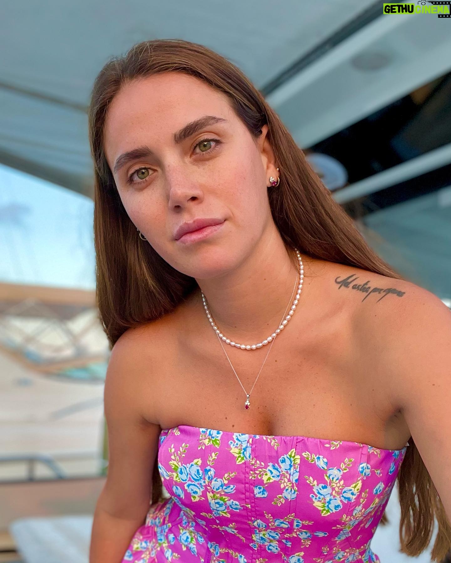 Ceyda Ateş - 23.1K Likes - #sundayfunday 🌸