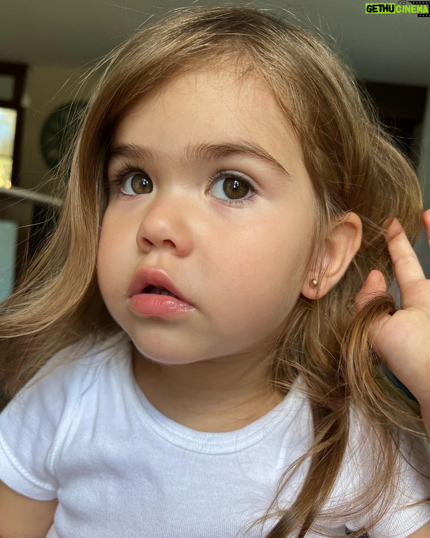 Ceyda Ateş - 87.6K Likes - Güne açan çicek gibi 🌸 Talia kuş