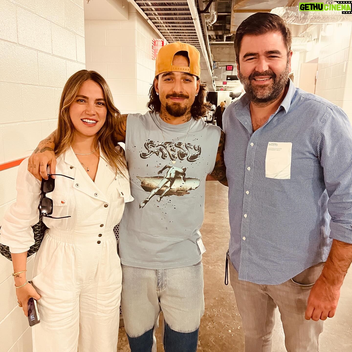 Ceyda Ateş - 19.8K Likes - #fotodump @lelepons @maluma @carinleonoficial @angelicavaleoriginal 🎈