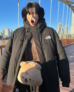 Cha Eun-woo Instagram - 부디 상처를 가진 사람이, 아픔을 가진 사람이 다시 일어나기를… 지금까지 원더풀 월드를 시청해주신 여러분 감사합니다 선율이를 사랑해주신 여러분 감사합니다🥰