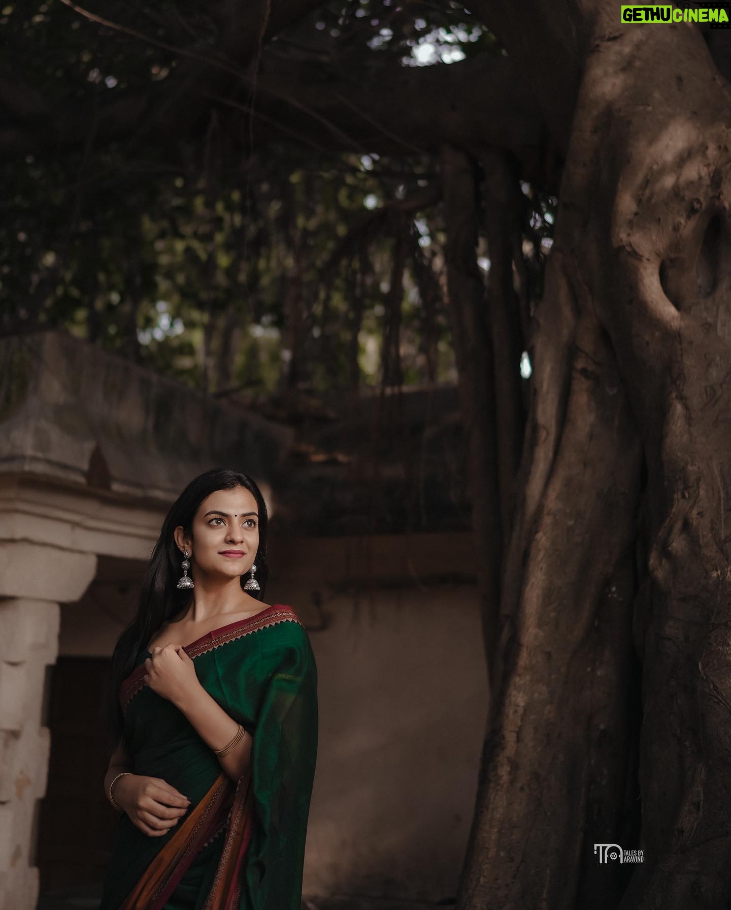 Chaithania Prakash Instagram - 🍁🍂 Pc: @talesbyaravind
