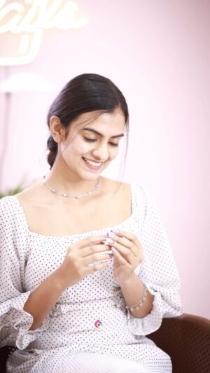 Chaithania Prakash Instagram - 🤍 Nails: @beautels_salon_makeup 
@makeupbychristeena 
🎥: @abinprasad_cherthala